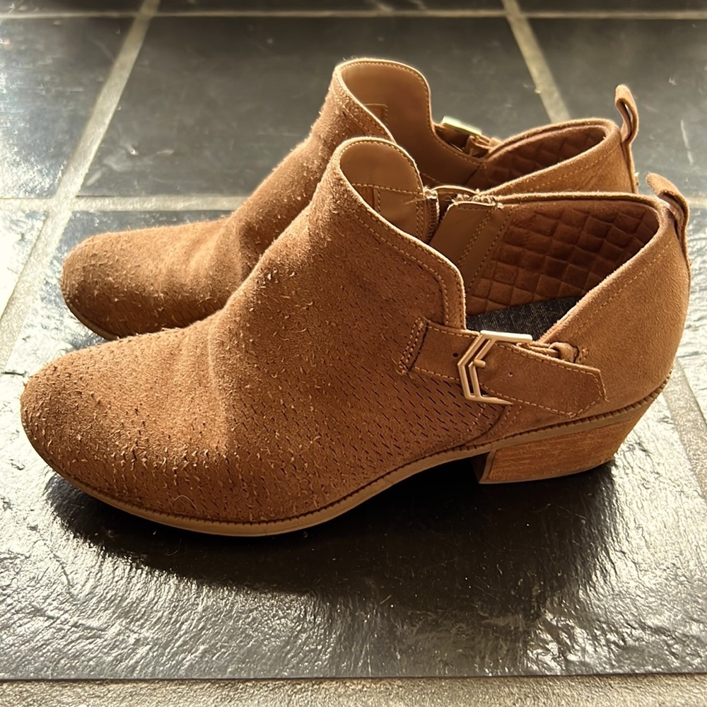 Dr. Scholl’s 7.5 Brown Faux Suede Heel Bootie Boots - Picture 1 of 8